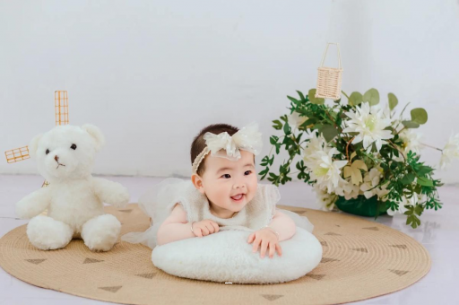 灯塔宝宝脸上红色斑块